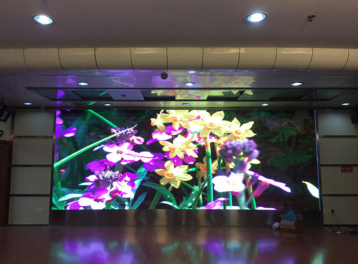 全彩led屏出現(xiàn)花屏怎么辦？